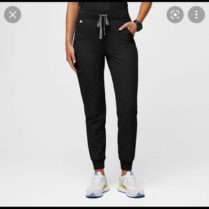 Figs high waisted original Zamora joggers in size small petite color black